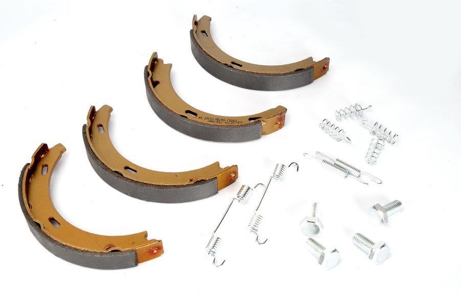 LPR 04729 Parking brake shoes 04729: Buy near me at 2407.PL in Poland at an Affordable price!