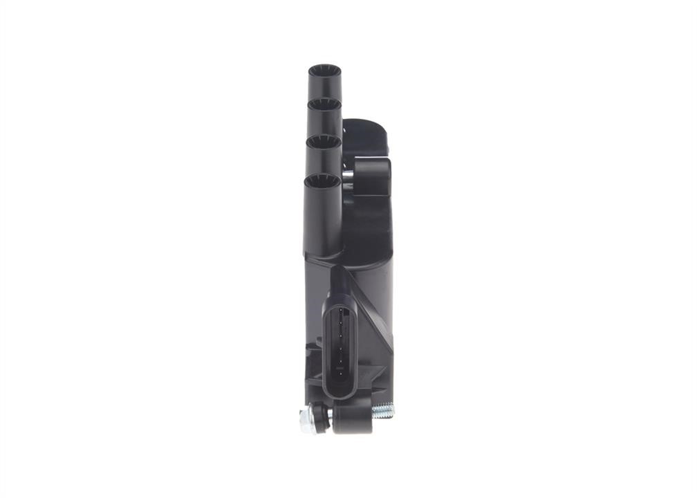 Bosch 0 986 221 065 Ignition coil 0986221065: Buy near me in Poland at 2407.PL - Good price!