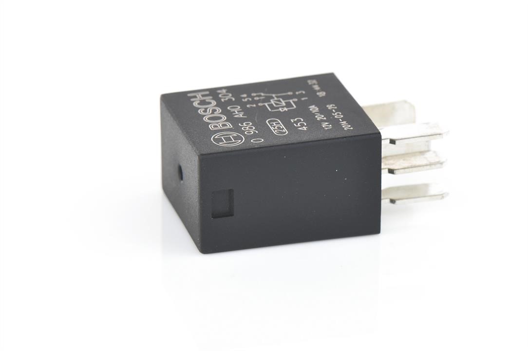 Bosch Relay – price 19 PLN