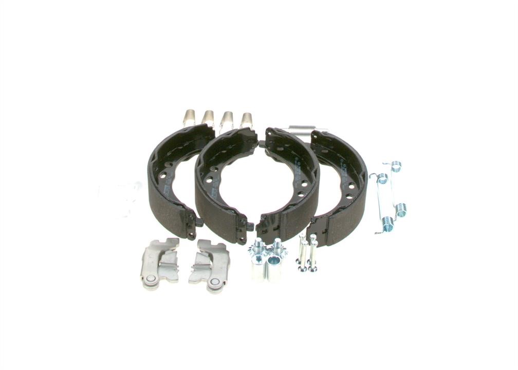 Bosch 0 204 113 822 Parking brake shoes 0204113822: Buy near me in Poland at 2407.PL - Good price!