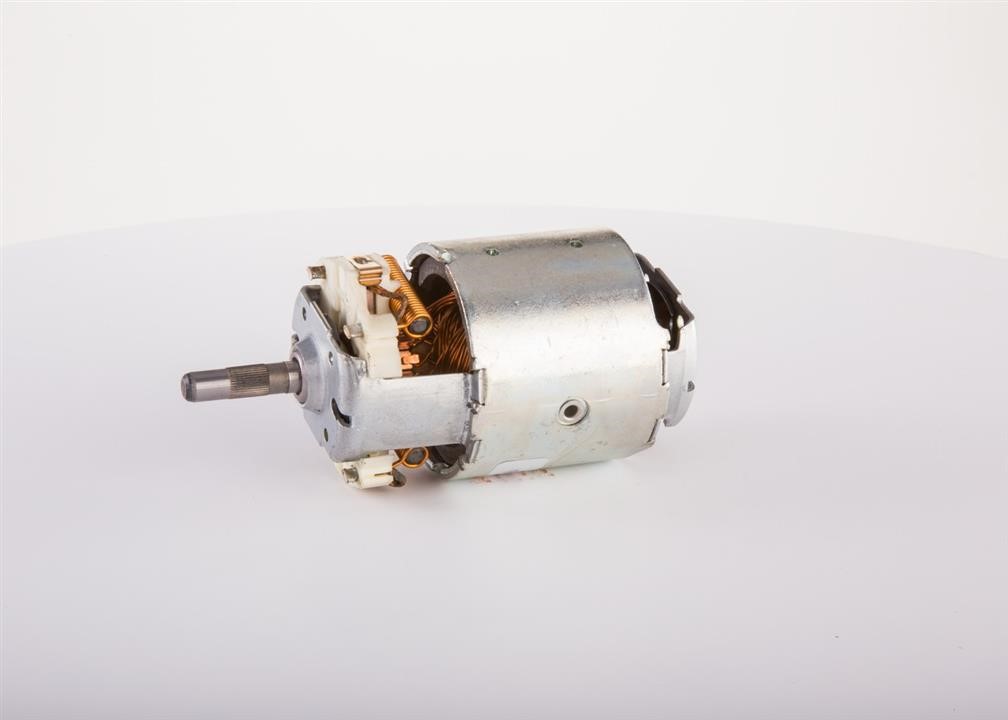 Електродвигун вентиляції салону Bosch F 006 MG0 30F