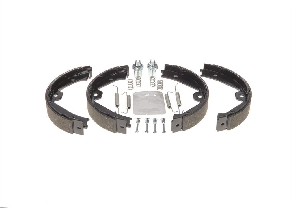 Bosch 0 204 113 830 Parking brake shoes 0204113830: Buy near me in Poland at 2407.PL - Good price!