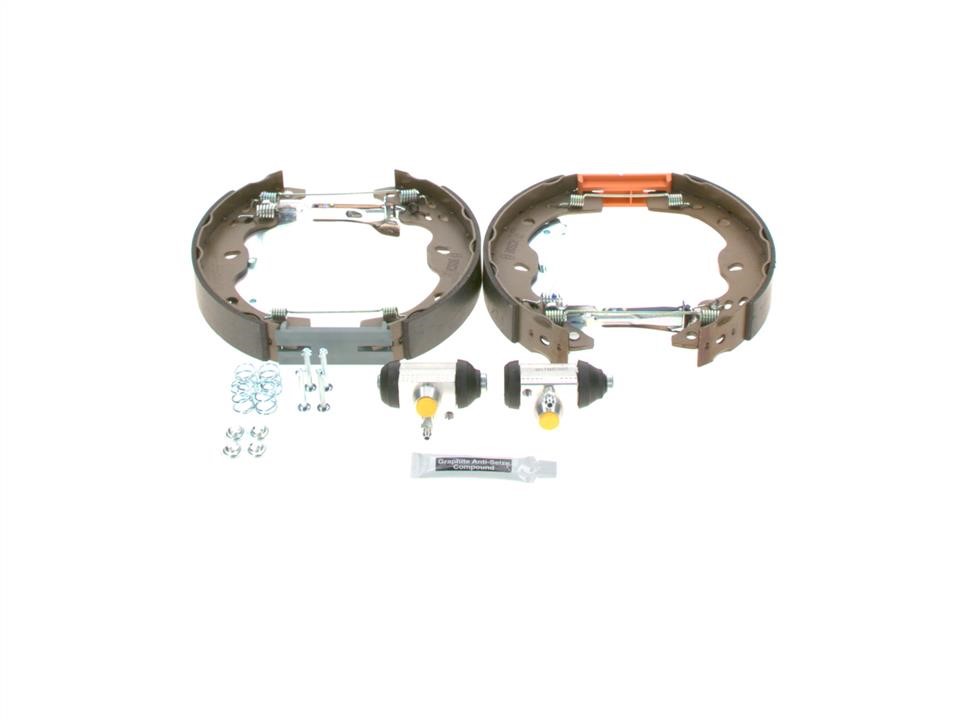 Bosch 0 204 114 678 Brake shoe set 0204114678: Buy near me in Poland at 2407.PL - Good price!