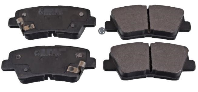 Mando MBF011392R Rear disc brake pads, set MBF011392R: Buy near me in Poland at 2407.PL - Good price!