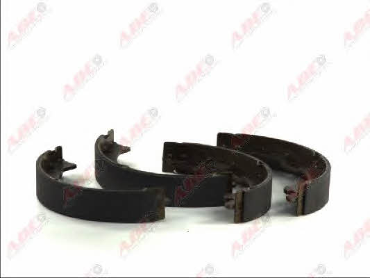 ABE CRY000ABE Parking brake shoes CRY000ABE: Buy near me in Poland at 2407.PL - Good price!