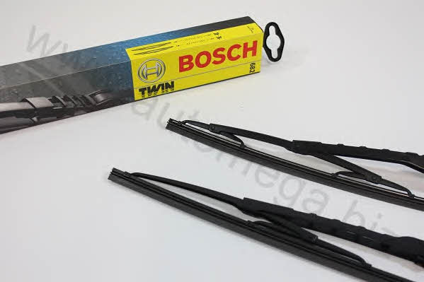 AutoMega BO339700010682 Set of framed wiper blades 550/530 BO339700010682: Buy near me at 2407.PL in Poland at an Affordable price!