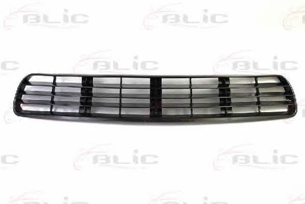 Blic 6502-07-0017996P Front bumper grill 6502070017996P: Buy near me in Poland at 2407.PL - Good price!