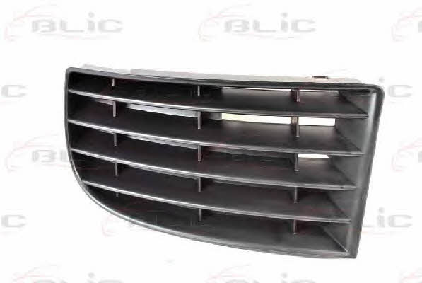 Blic 6502-07-9524997P Front bumper grill 6502079524997P: Buy near me in Poland at 2407.PL - Good price!