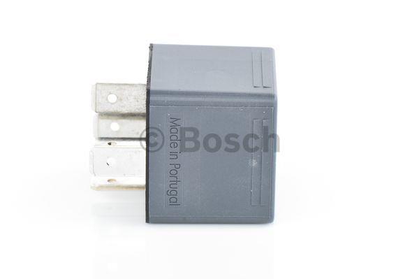 Bosch Przekaźnik – cena 22 PLN