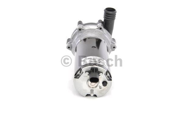 Additional coolant pump Bosch 0 392 022 010