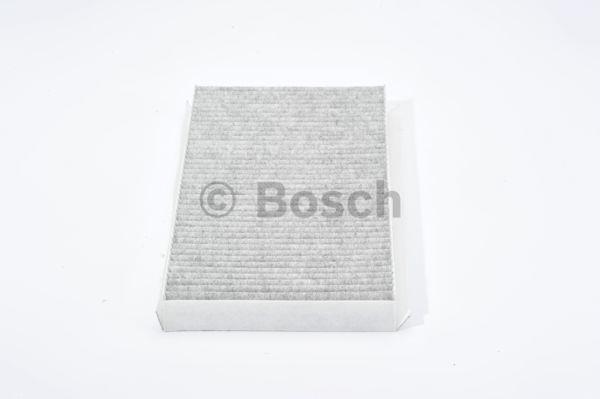Bosch Filtr kabinowy z węglem aktywnym – cena 78 PLN