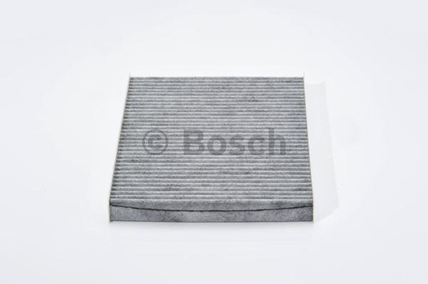 Bosch Filtr kabinowy z węglem aktywnym – cena 49 PLN