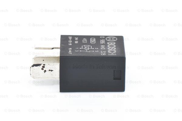 Bosch Relay, main current – price 16 PLN