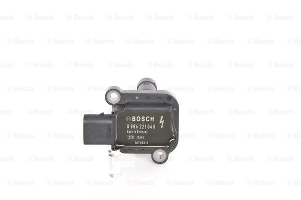 Купити Bosch 0 986 221 040 за низькою ціною в Польщі!