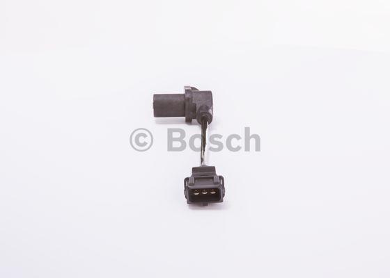 Датчик положення колінчатого валу Bosch 0 261 210 126