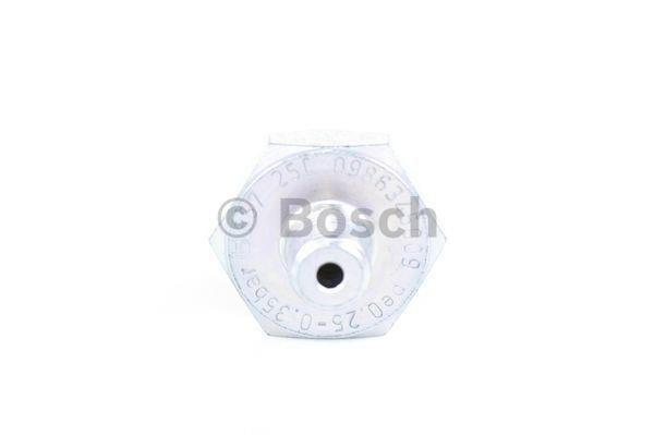 Czujnik ciśnienia oleju Bosch 0 986 345 009