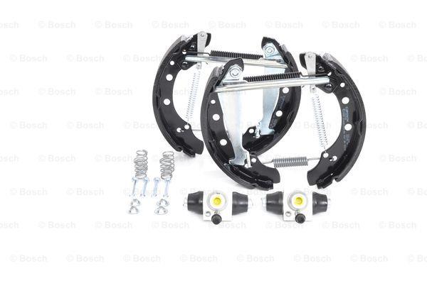 Колодки тормозные барабанные, комплект Bosch 0 204 114 682