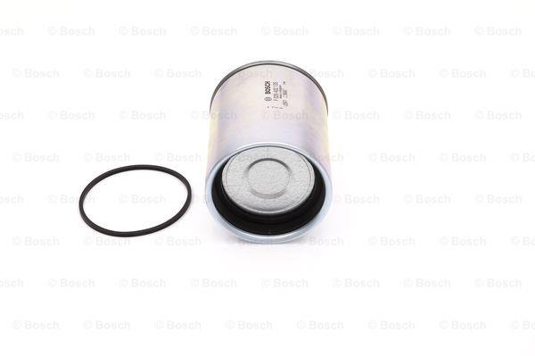 Топливный фильтр Bosch F 026 402 135