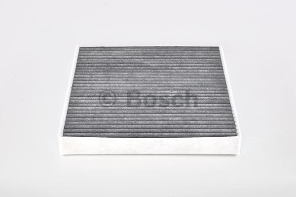Filtr kabinowy z węglem aktywnym Bosch 1 987 432 543