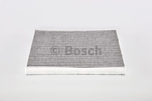 Bosch Filtr kabinowy z węglem aktywnym – cena 39 PLN