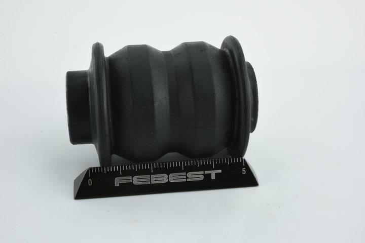 Febest Silent block front lever front – price 33 PLN