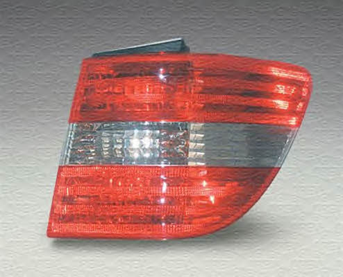 Magneti marelli 714027520813 Tail lamp outer right 714027520813: Buy near me in Poland at 2407.PL - Good price!