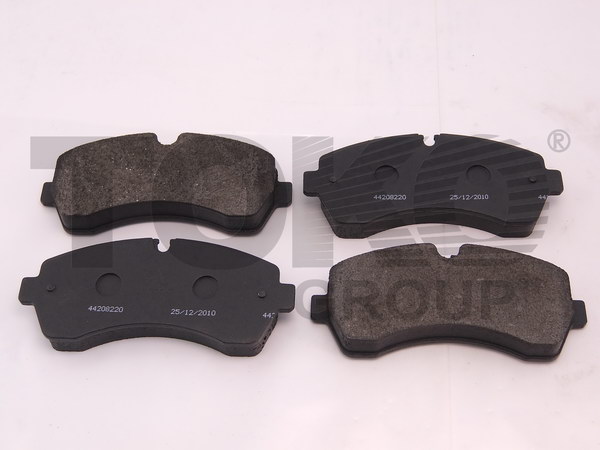 Toko T2142047 LD Front disc brake pads, set T2142047LD: Buy near me in Poland at 2407.PL - Good price!