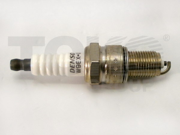Toko T8100165 DENSO Spark plug T8100165DENSO: Buy near me in Poland at 2407.PL - Good price!