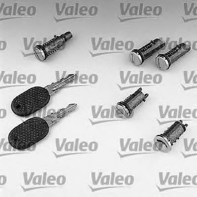 Buy Valeo 256031 at a low price in Poland!