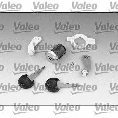 Buy Valeo 256523 at a low price in Poland!