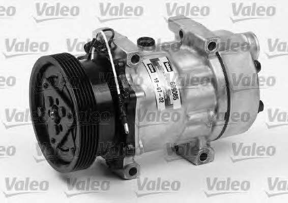 Valeo 699085 Compressor, air conditioning 699085: Buy near me in Poland at 2407.PL - Good price!