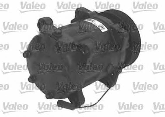 Valeo 699674 Compressor, air conditioning 699674: Buy near me in Poland at 2407.PL - Good price!